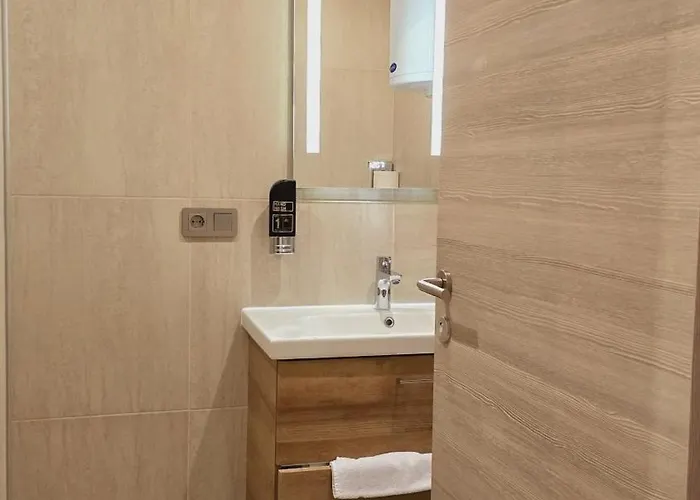 Διαμέρισμα Elegance Lux Living 214 *